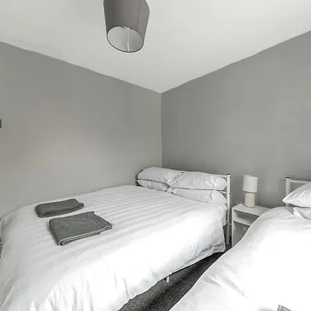House- 3 Bedrooms Dalton in Furness