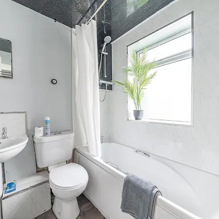 House- 3 Bedrooms Holiday home Dalton in Furness