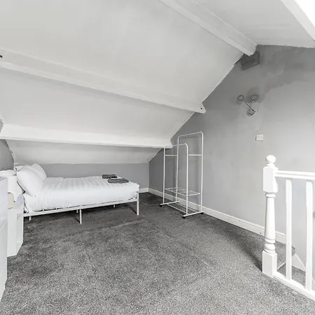 House- 3 Bedrooms Holiday home Dalton in Furness