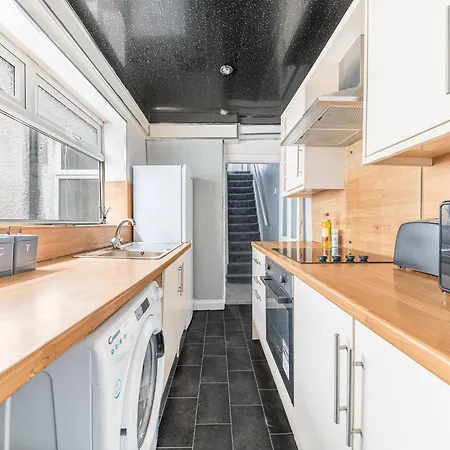 House- 3 Bedrooms Dalton in Furness